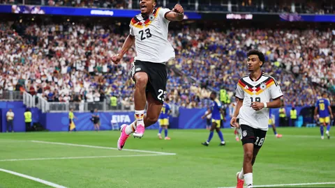 英联杯焦点战回顾：热苏斯帽子戏法，阿森纳3-2水晶宫惊险取胜