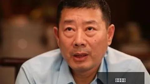 体验 外观细节好博体育官网：铰链大屏抢眼，长焦不足引关注